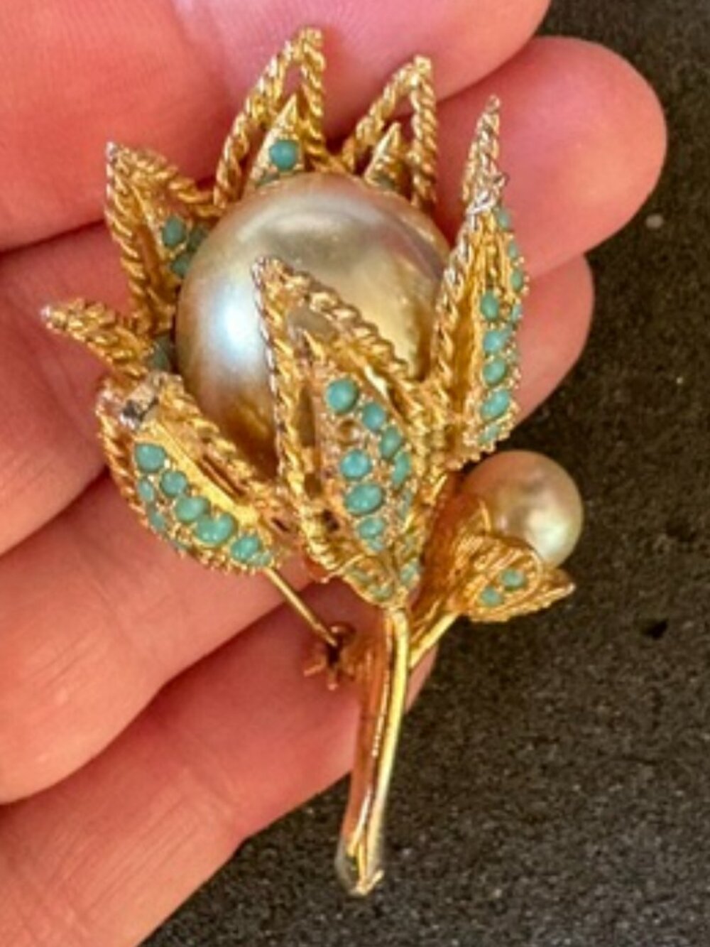 Vintage 1950s 1960s Bold Faux Pearl Turquoise Bud Flower Goldtone Pin Brooch